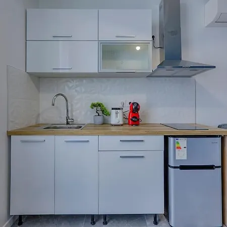 Moderne Et Equipe Porte De Paris